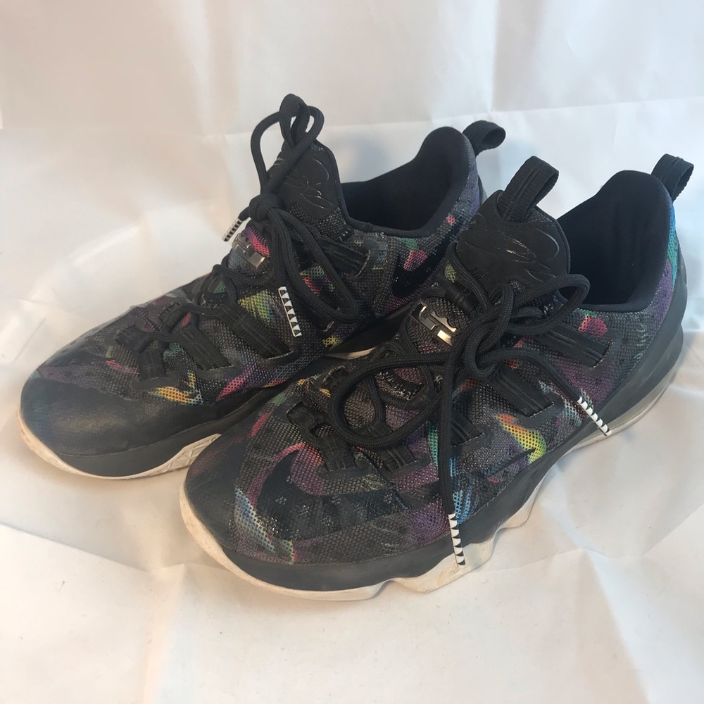 Nike Air Zoom Max LeBron James 13 Size 9.5